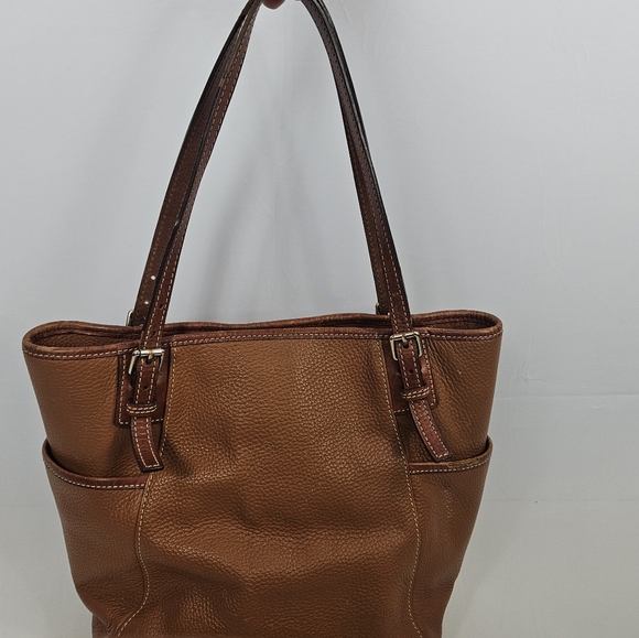 Dooney & Bourke Florentine magnetic closure purse - Picture 12 of 15